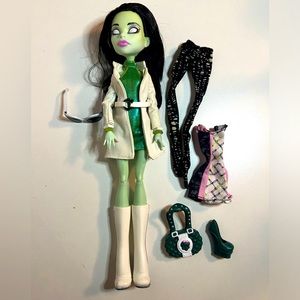 Monster high Scarah Screams - I 🖤 fashion